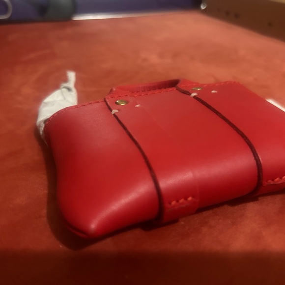 Trop mini bébé - Rouge NWT - Picture 3 of 5